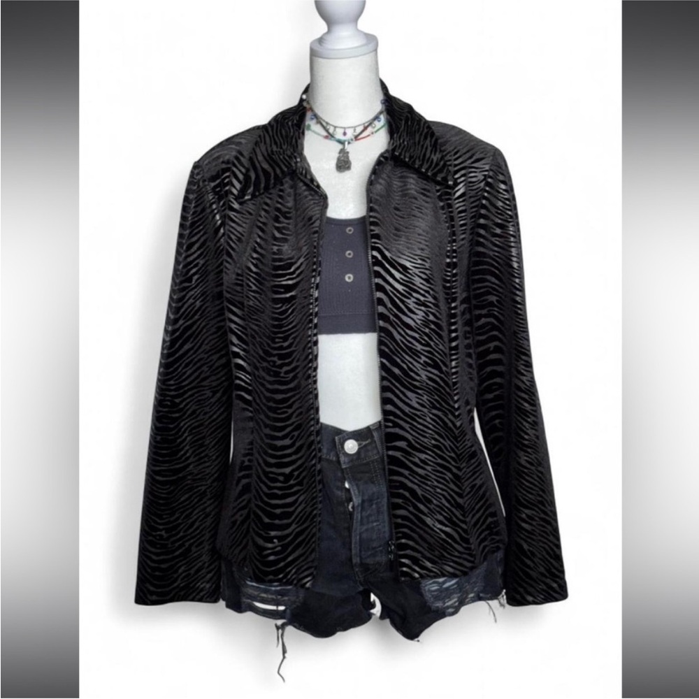 Vintage Black Shiny Artex Zebra-Stripe Zip Jacket